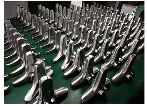 Single Handle Deck Mounted Spout Ceramic Cartridge Ss 304 Shark Shape Luxury Home Kitchen Faucet Mixers